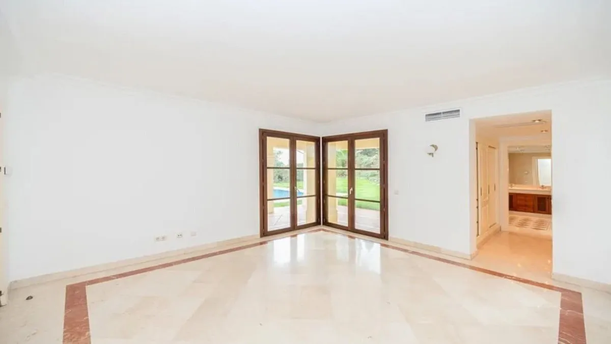 33176f64-4545-4330-b394-eac3de432f94