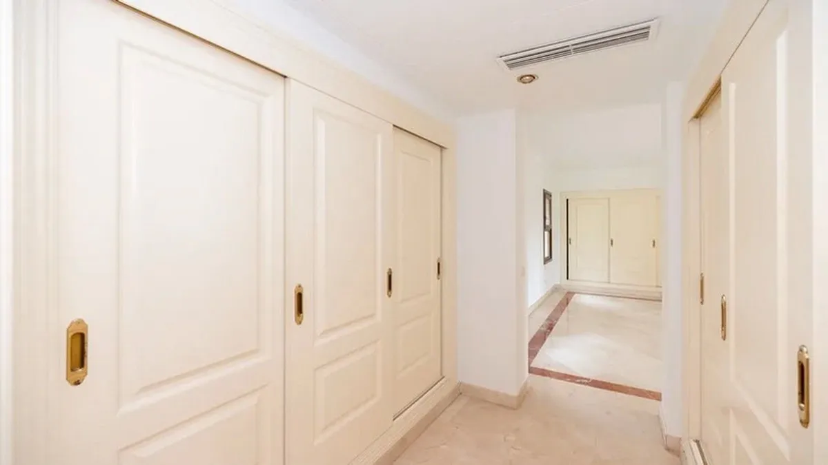 a0e79b68-04ed-421e-8be1-6f0476ae5f69