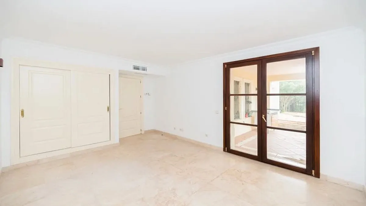 a815a87c-e7d5-4fee-bda7-6727891f2264