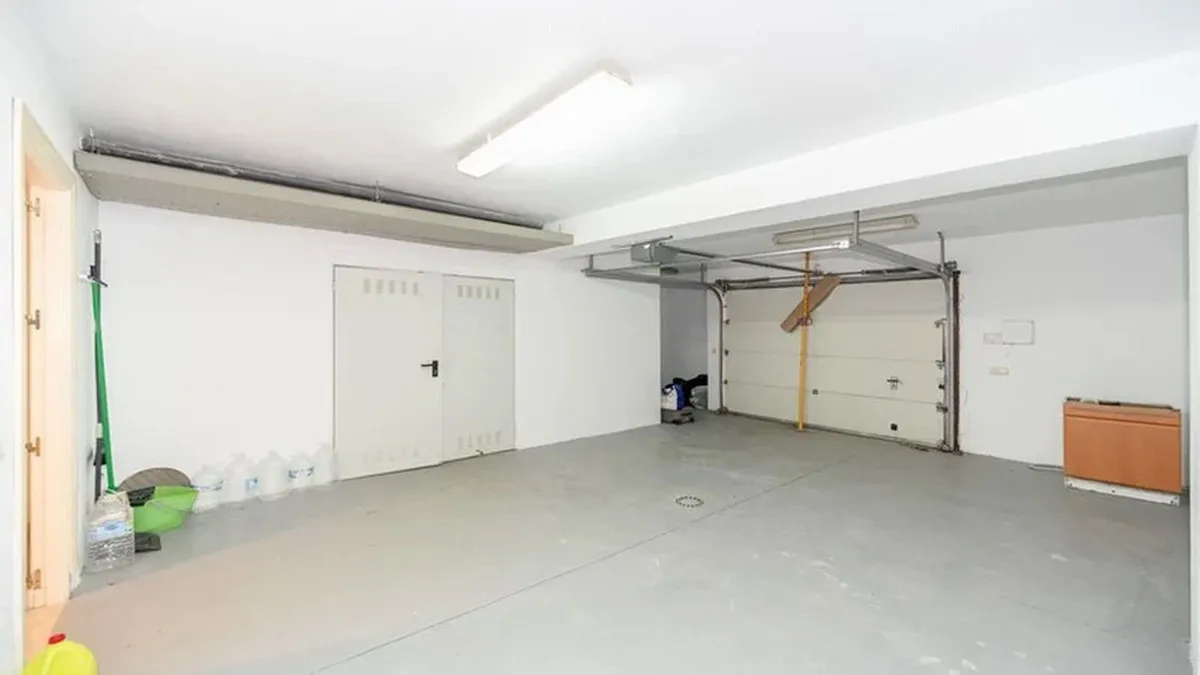 afc37a5c-a7c9-4eee-8c64-c36b60e88ae3