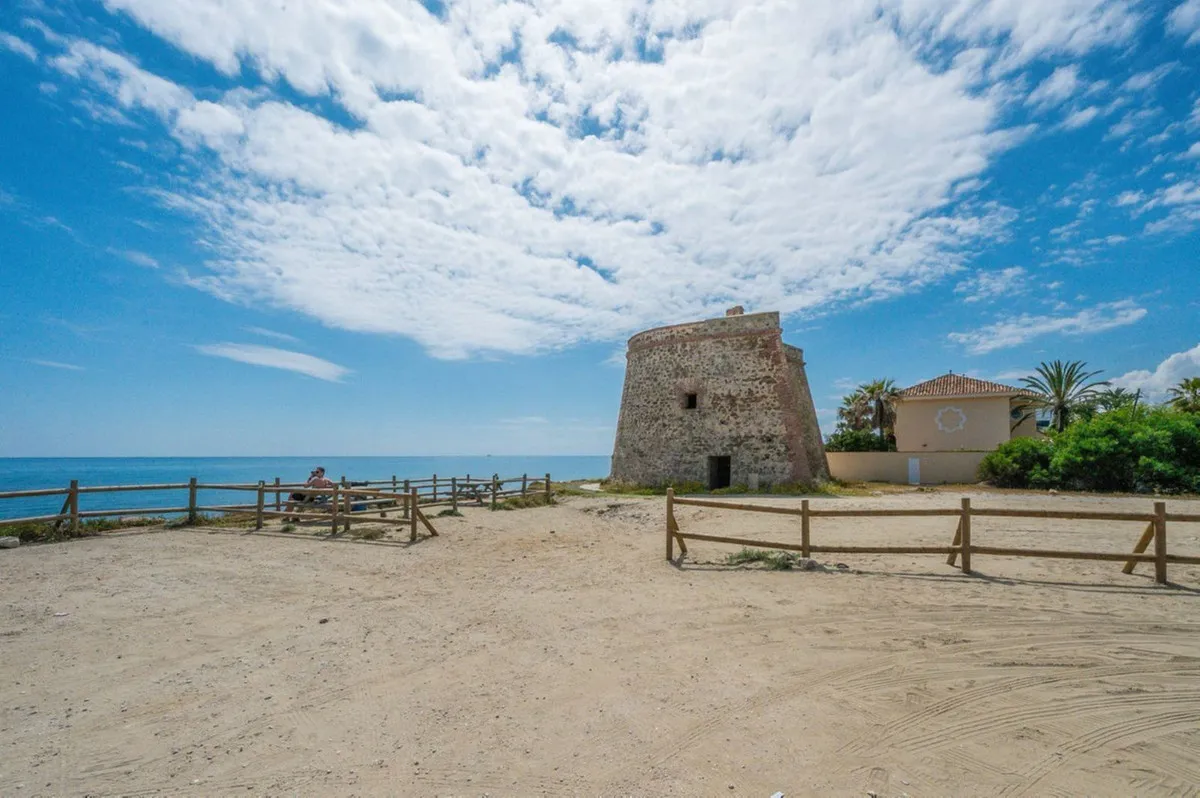 1b01fd73-20ca-4521-9a4b-5b841ad68d4c