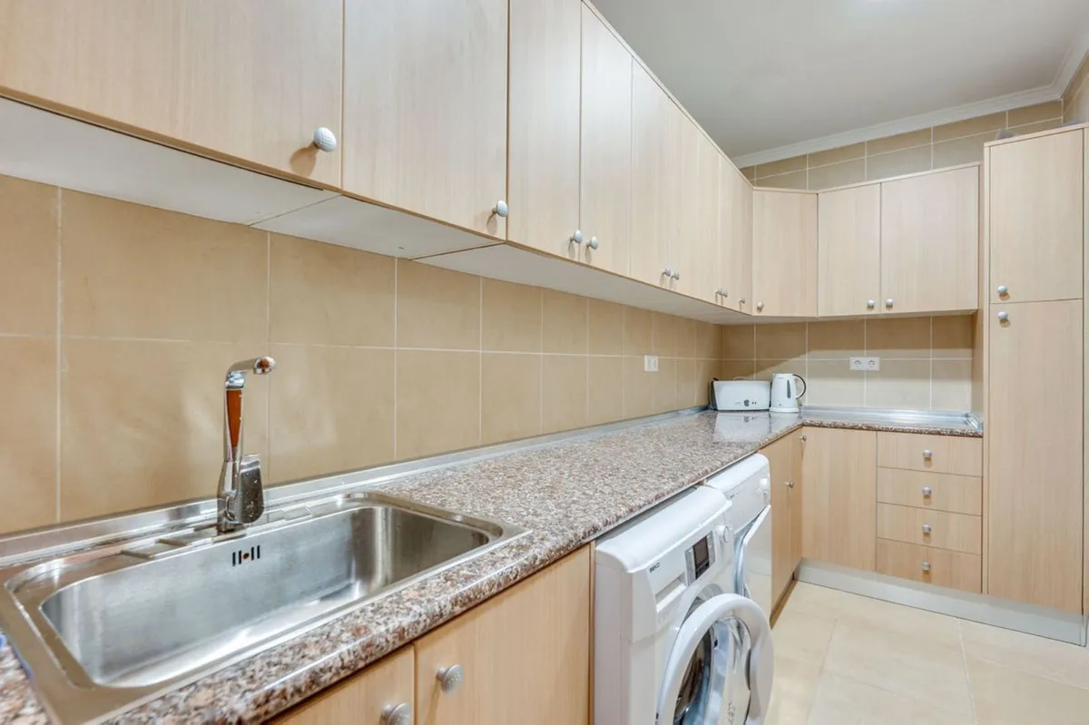 c1754de6-4d3d-489d-a1c1-ea6bf0c2041d