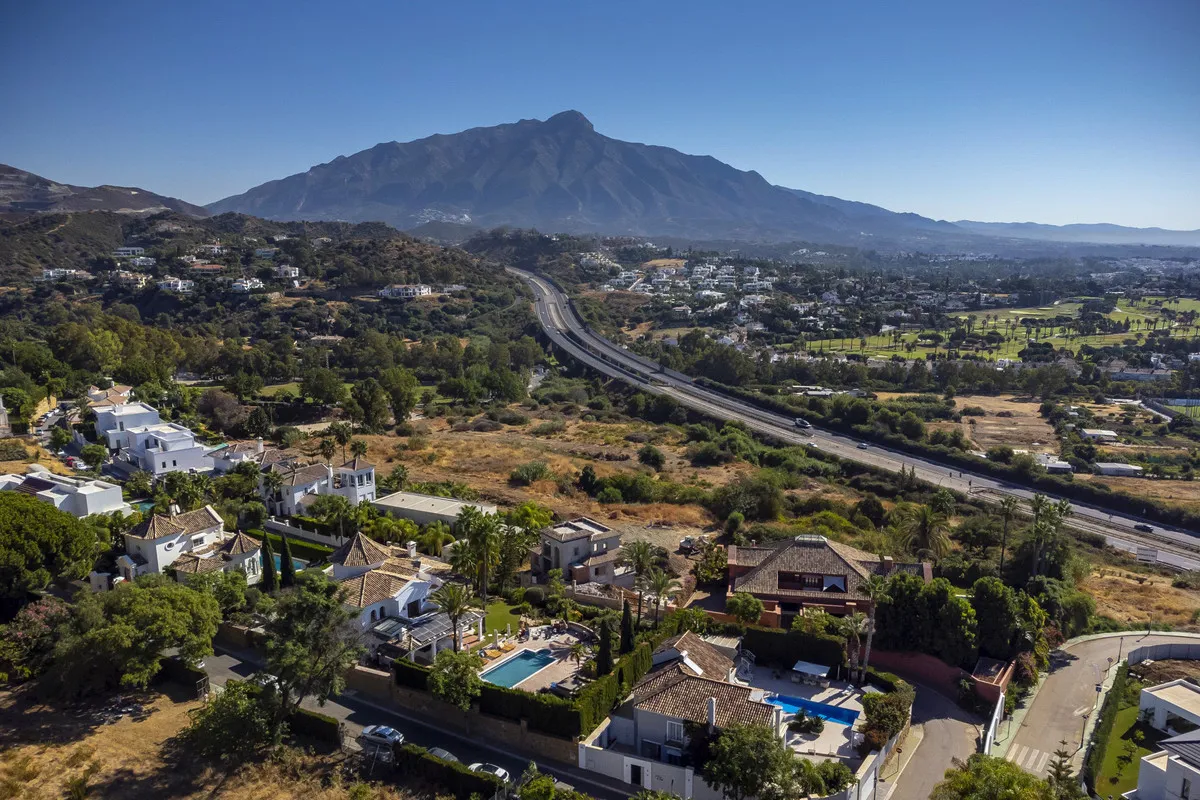 1498164d-dc70-4627-98e8-9d45560d856e