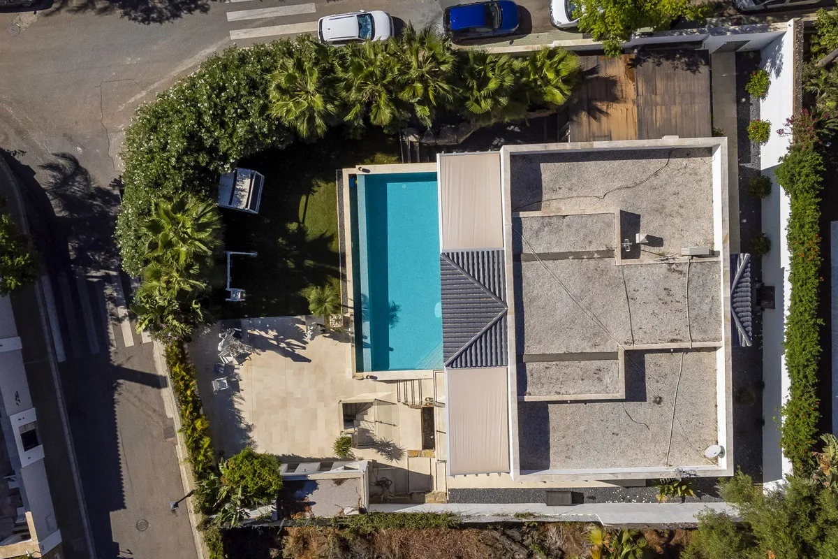 b61376b1-c1f8-43f0-814e-efc8650d582e