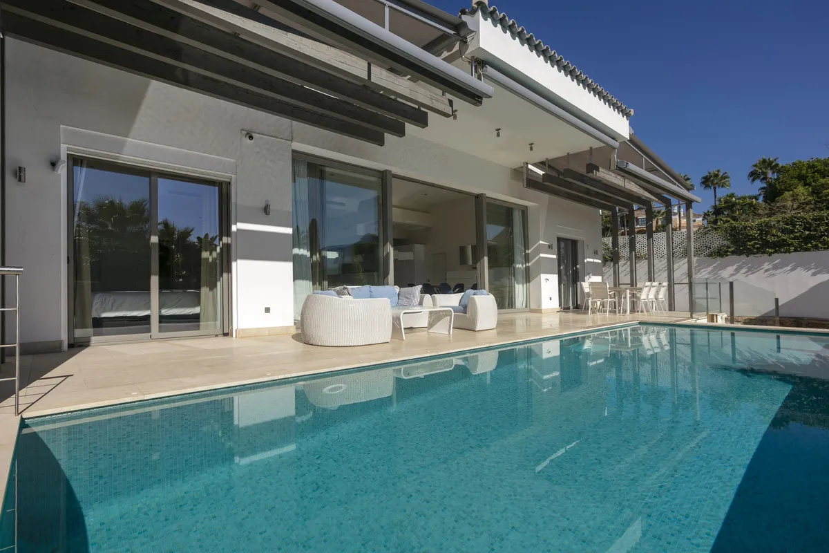 c1d94f26-42db-4aae-bc90-e0e25a8ec9bf