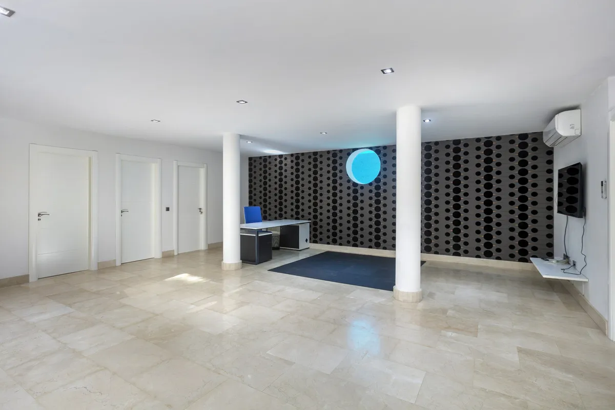 d57524dc-edfa-4b05-9244-7150307b0602