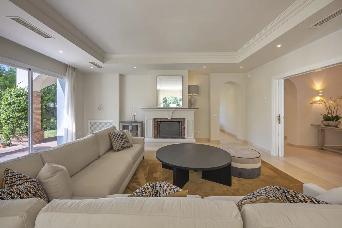 1d110da1-afb2-4ab1-a82b-21d878db653a