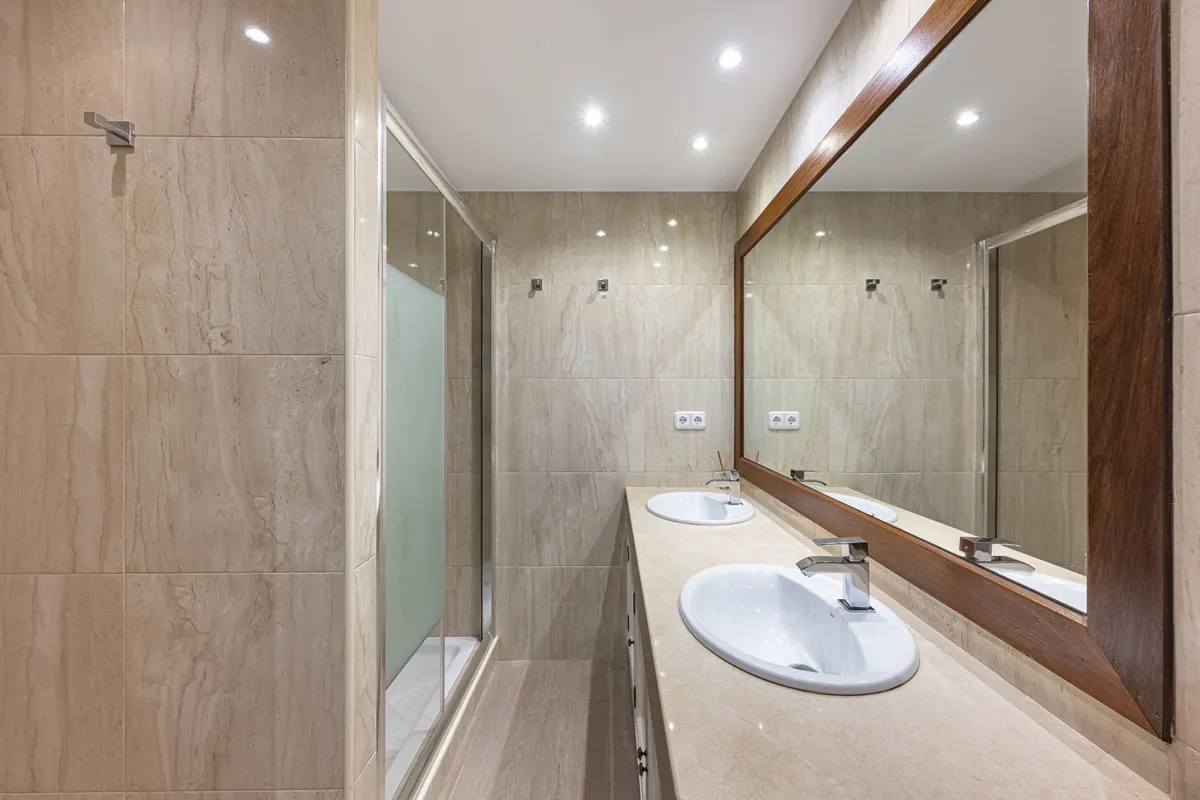 316385d1-1645-4f3a-8c05-4e85766194df