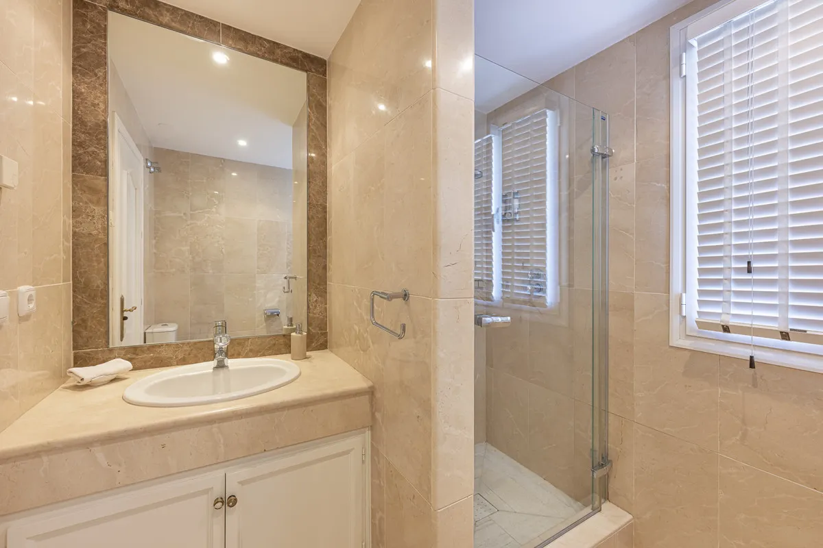 59c9df28-6f3e-466a-a0f3-0fc7a2c94562