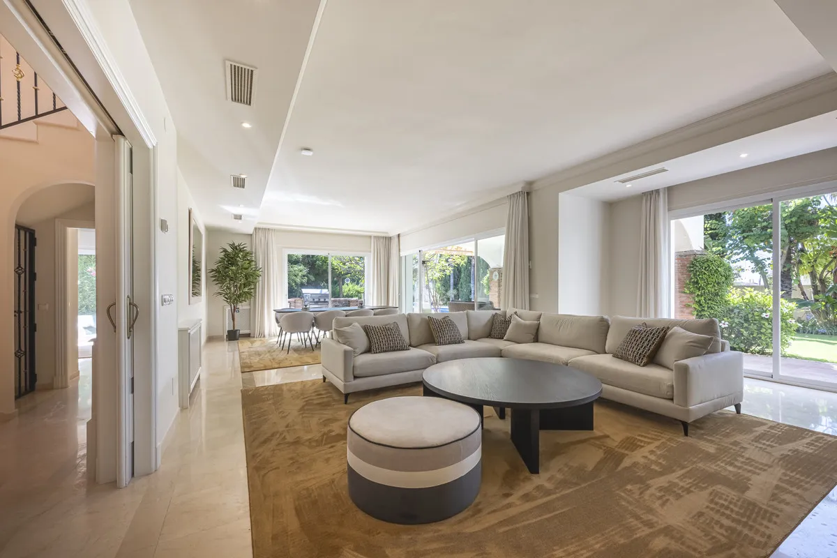 ced0bd4a-61a6-40dd-bff0-8de84b8b7198