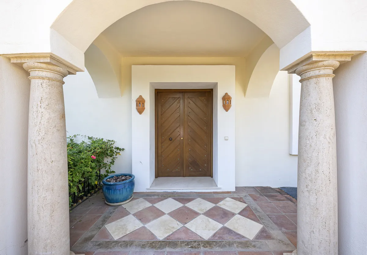 fa176167-d7a9-4c04-b596-252d7b363ca2