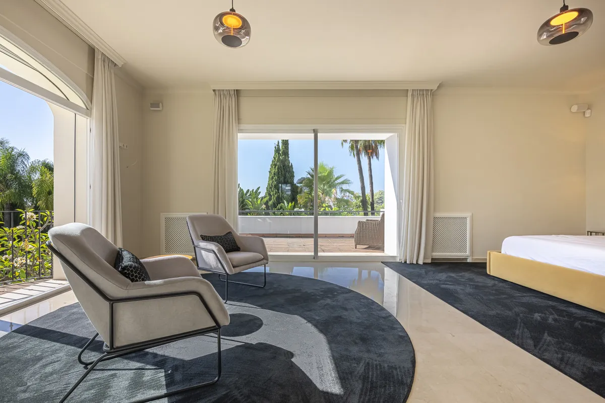 ff5d7ead-f364-410e-ad8a-6845ed88dfc3