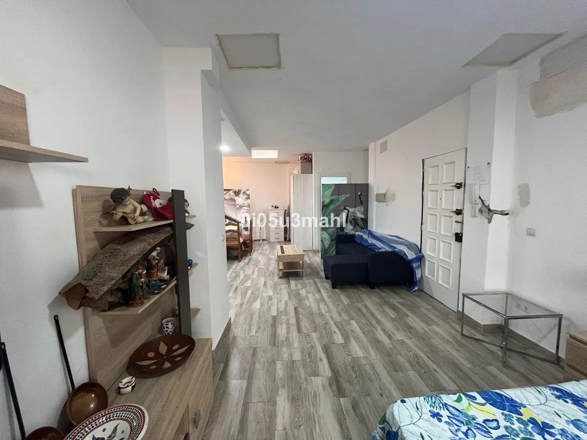 a11e02ed-ff9a-46b4-b38d-5a8c6d3ddb1c