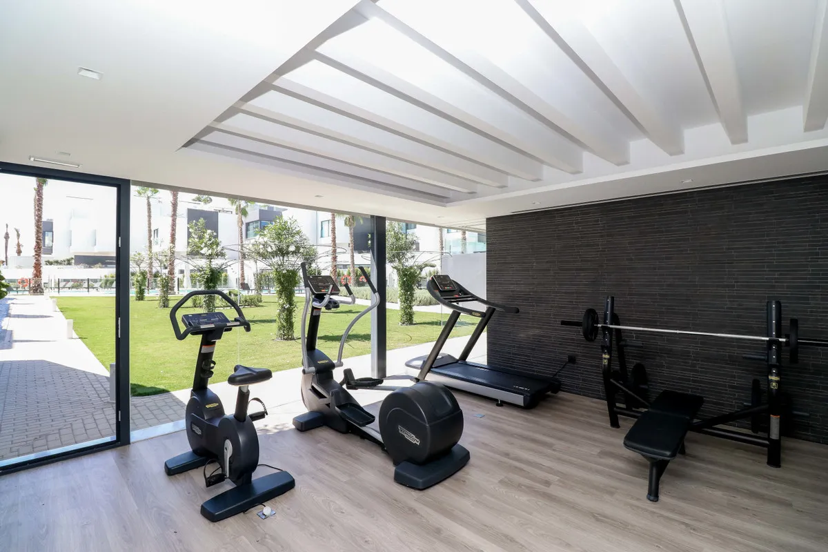 c025d669-f1ec-4e77-a397-ff7eb774d7a2