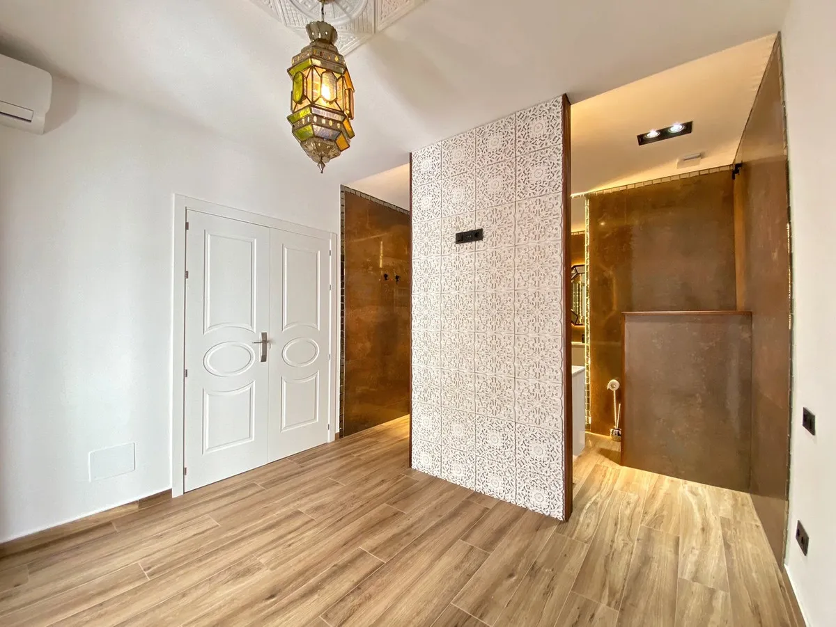 233b37cc-1a87-4d06-9df1-24fc1b4ff1d9