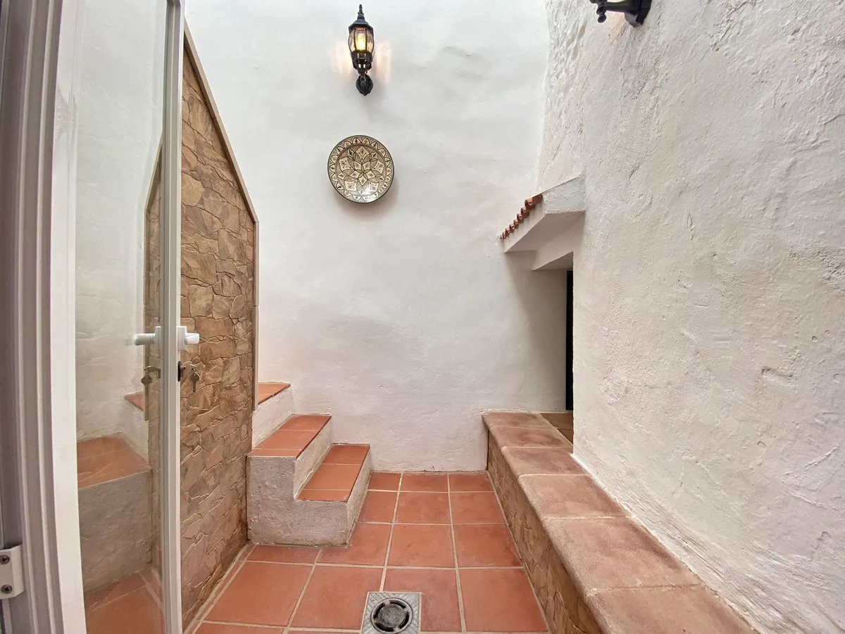 609b48e7-9697-48a2-b344-97330bb272a9