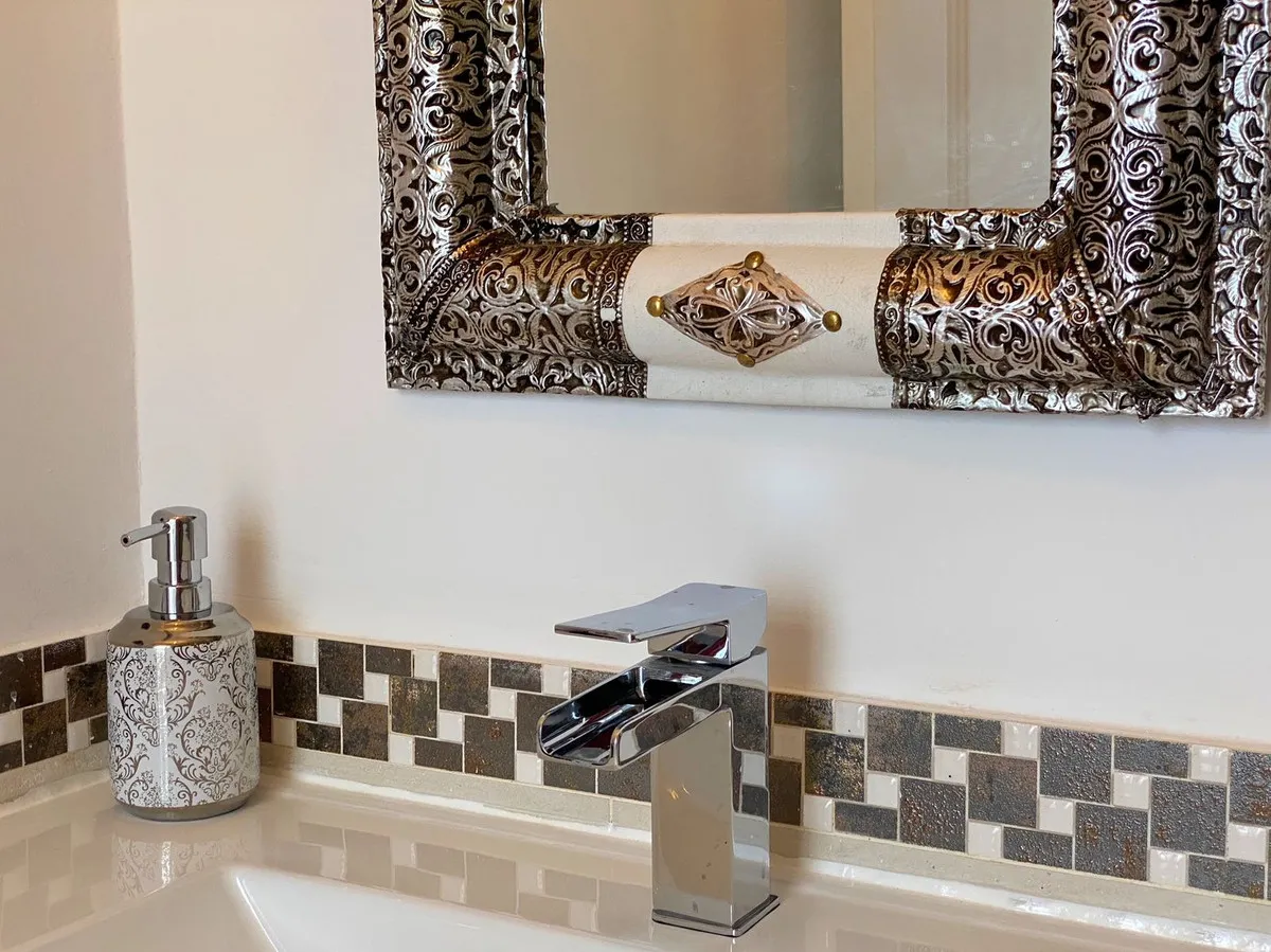 c3b5915a-7a03-4256-9144-6c656b482781