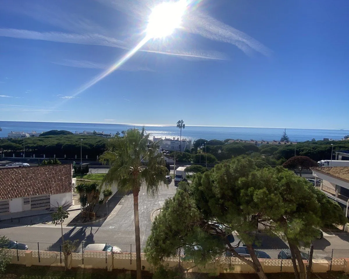 c43ea204-4321-4aaa-a0c4-ecaa2c0e8659