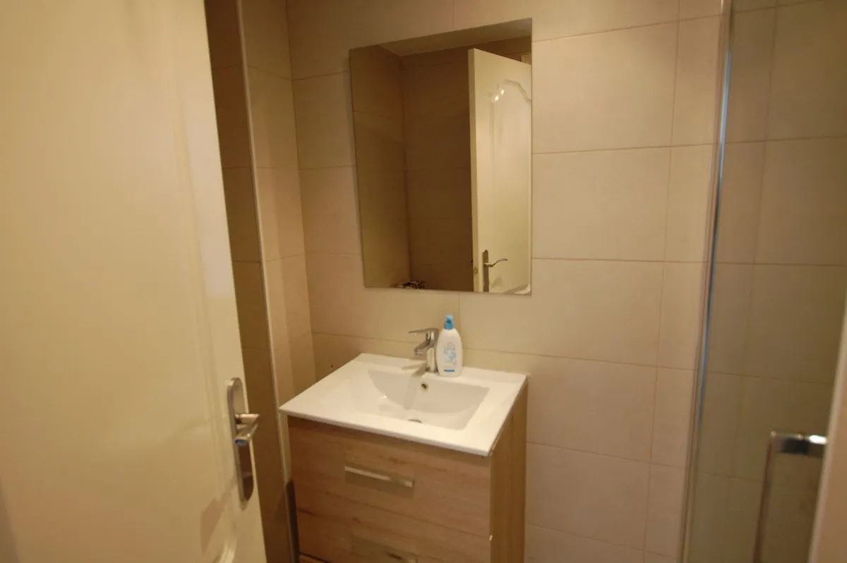 aa8cfe4b-f7f1-4a07-b48a-43662d59f068