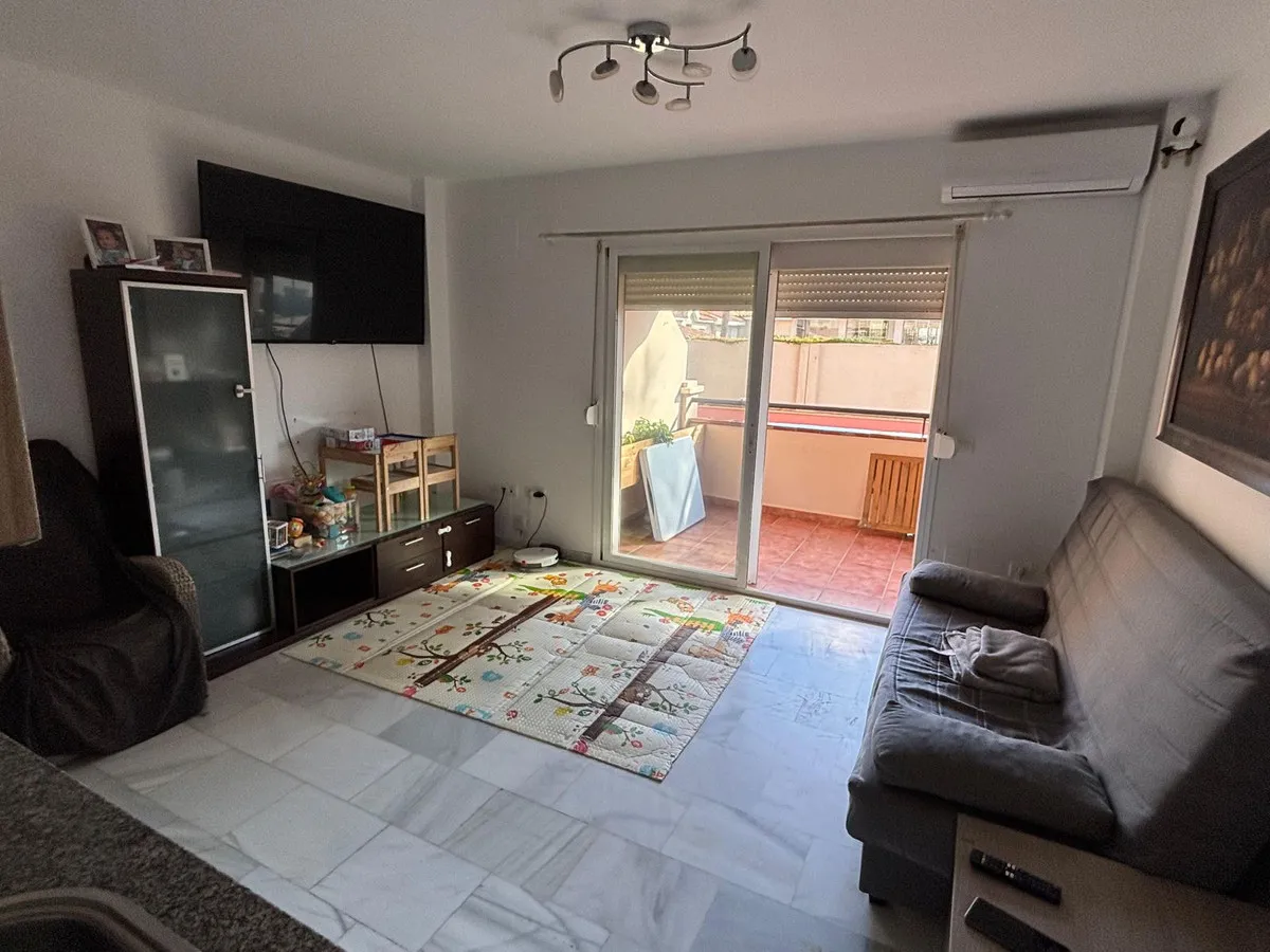 d5eaaf23-9ce2-44c9-9f3d-d4dc625656a2