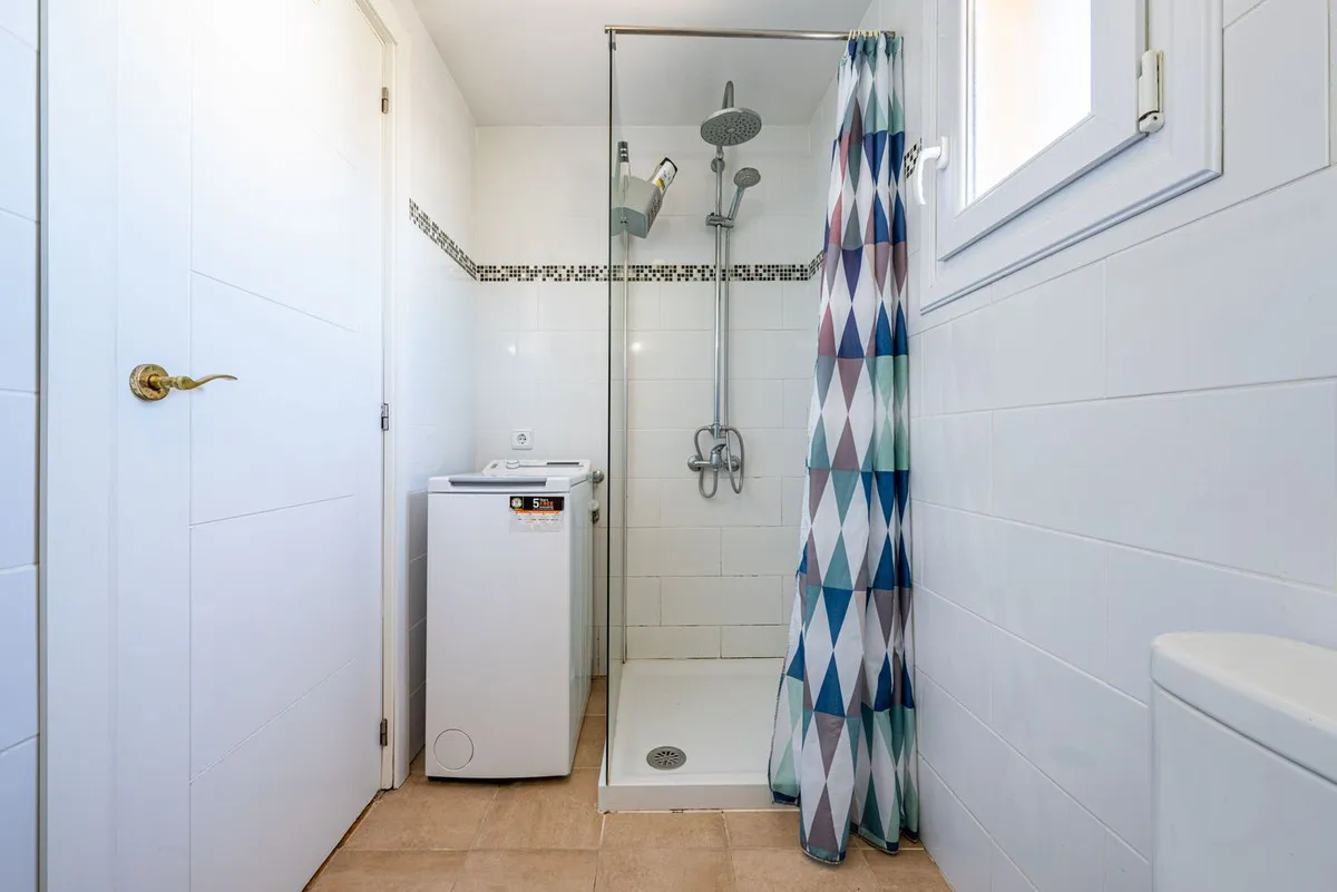 a923f467-b287-4137-a7d9-f133caf2991c