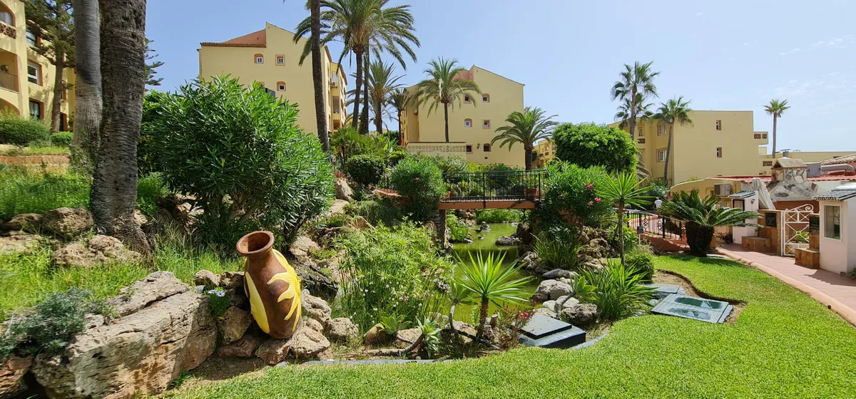 5e2ef6d0-039d-49ad-b3fa-2fc3fa3b90b1