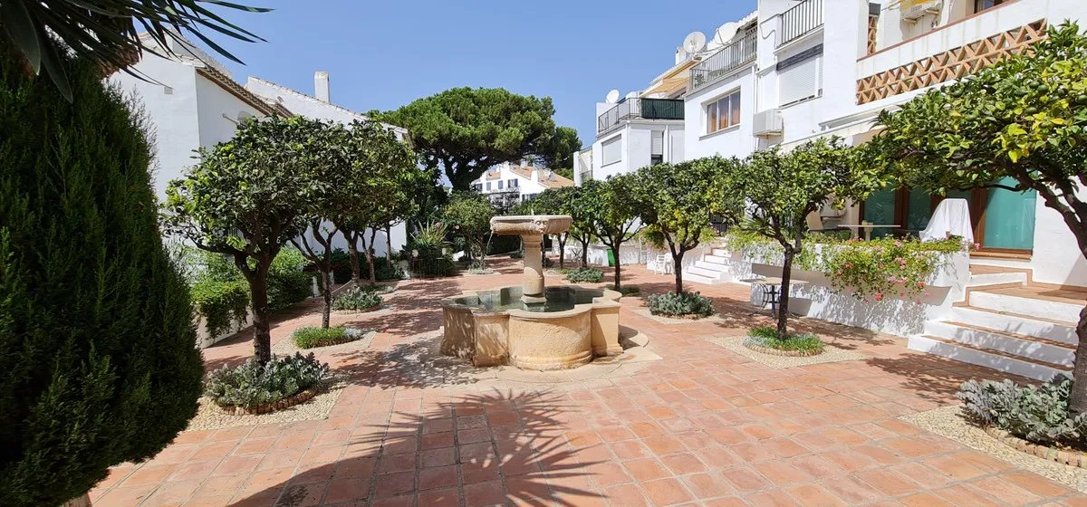 a2982fd4-e901-4e86-94b9-b0d282655eea