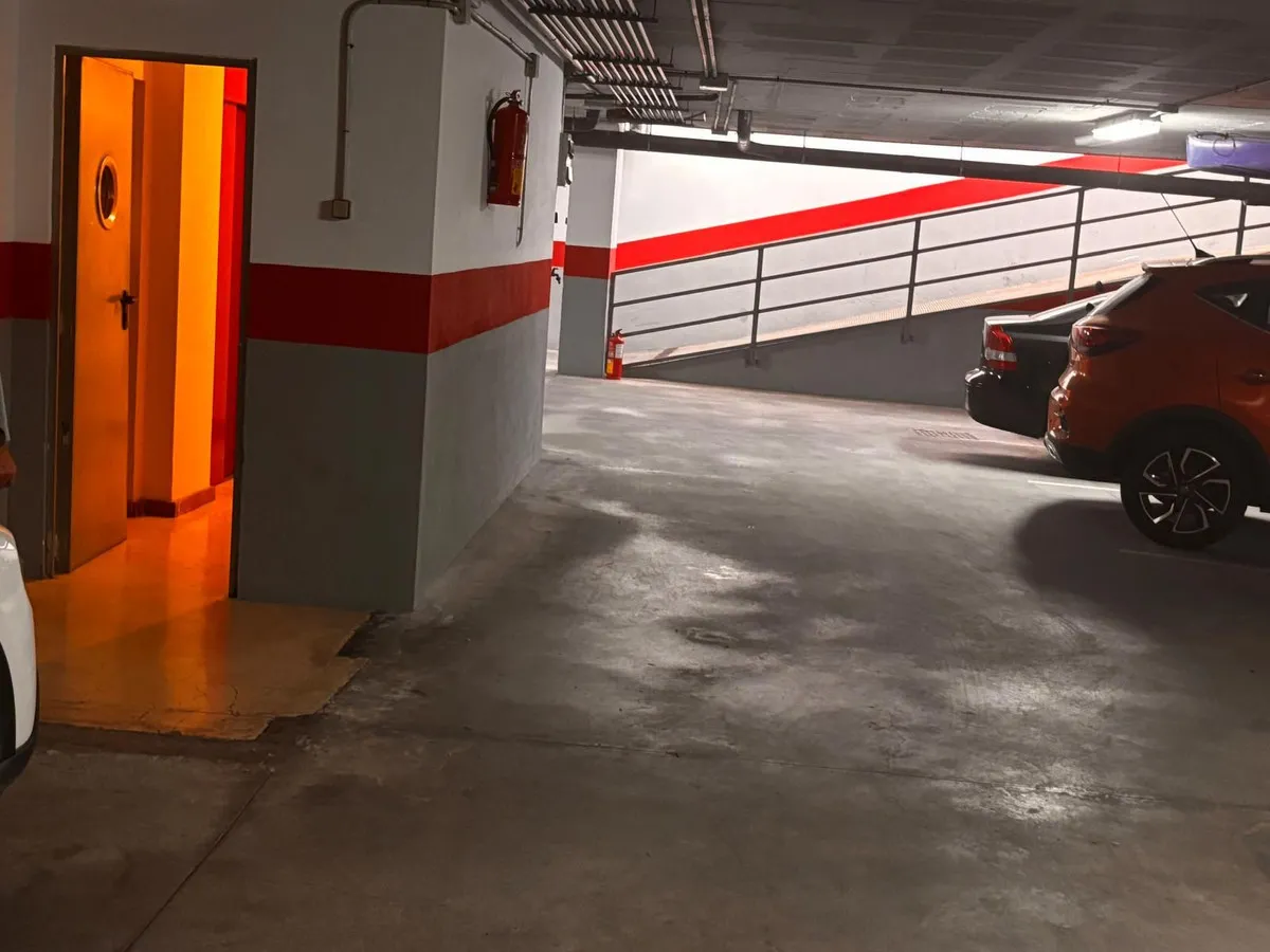 0970c1cb-e7ef-4d57-8f3b-f371a1f25282