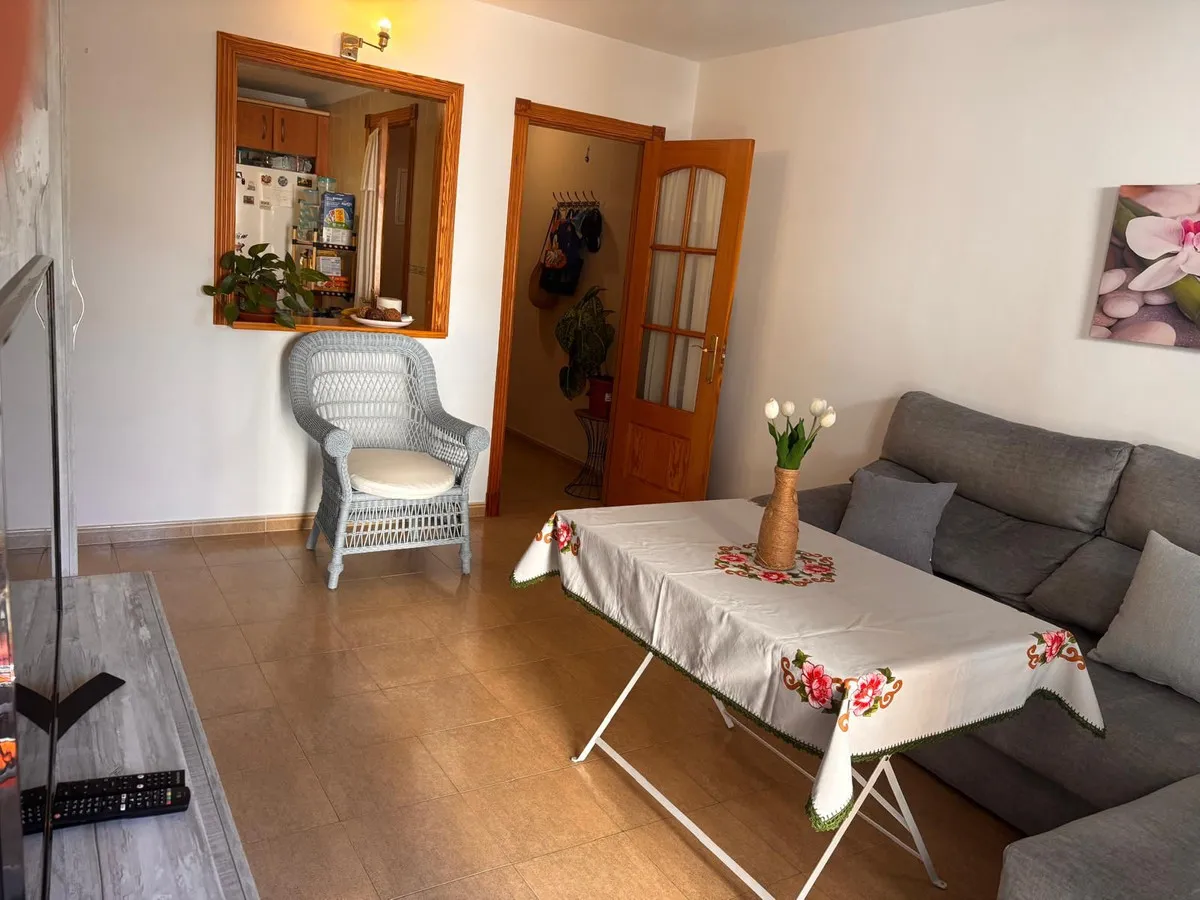 2b905cbd-309c-43e3-b1e8-9071b03d5ec8