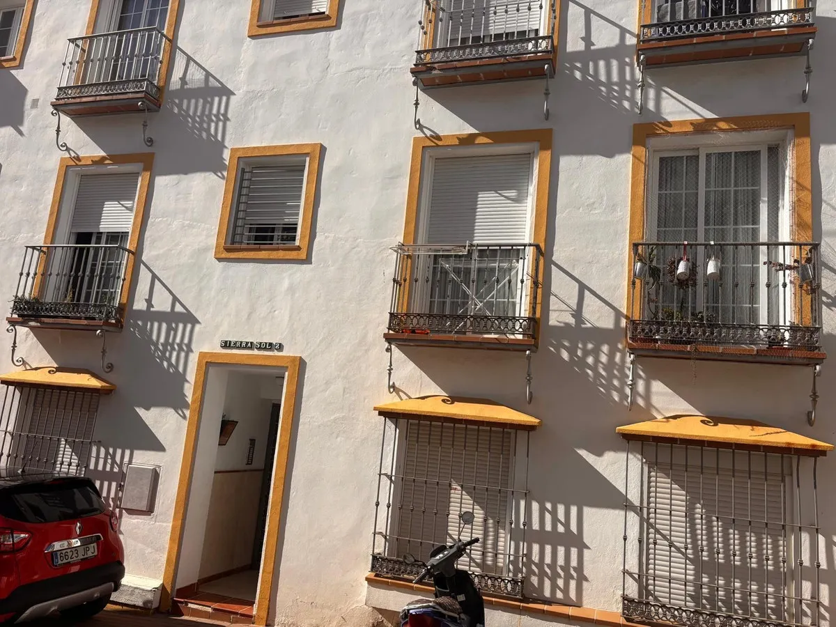 d28c6840-f6e6-4ef8-be8f-eb2fb31a176d