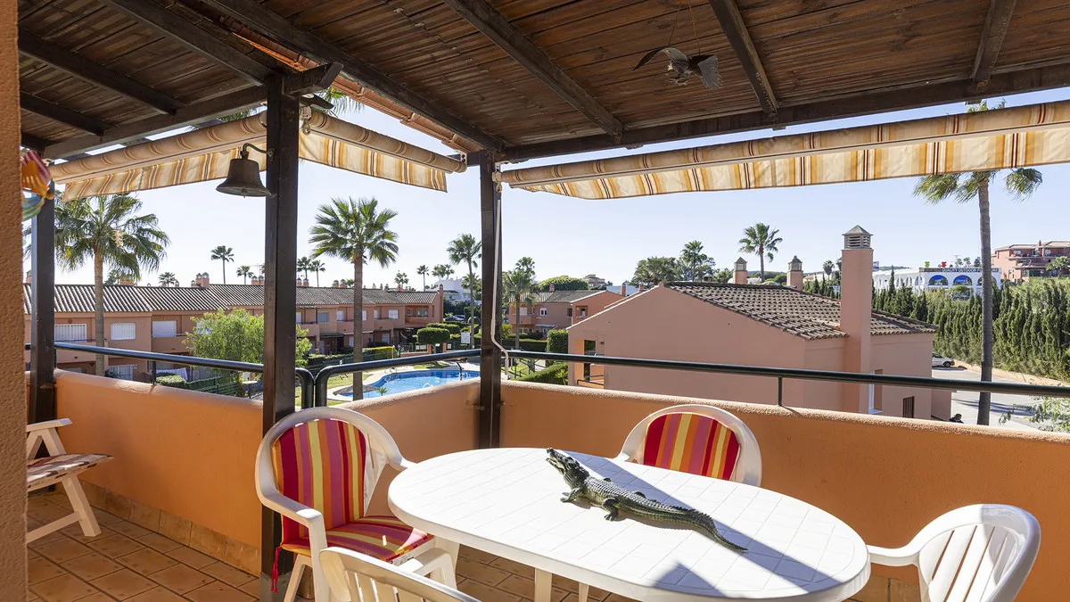 01da8d2d-2d78-4b74-b9b1-8a829f6c9c07