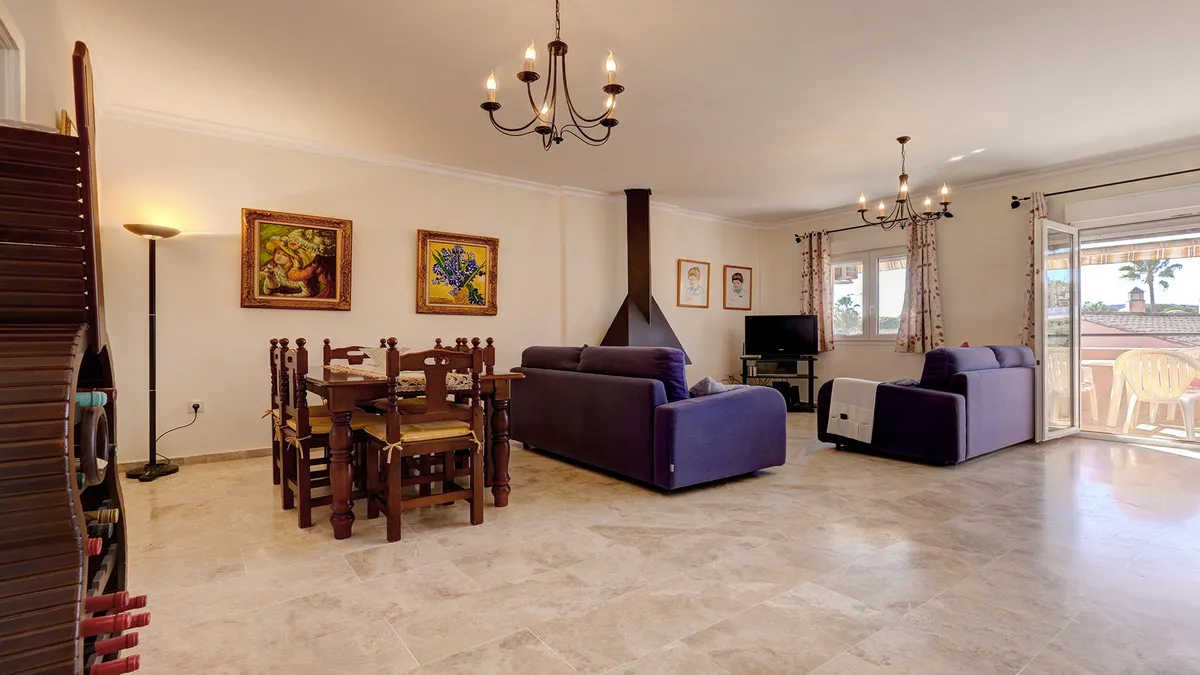 84b6f8e4-f83e-423b-8b61-7ae43bcdce92