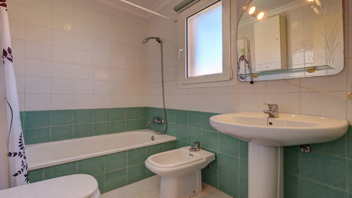 d99321ba-0830-4694-9274-0dce2d5acde7