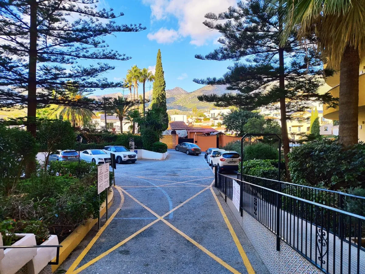 6168037d-c115-4cad-abb2-35b4a02f6ca9