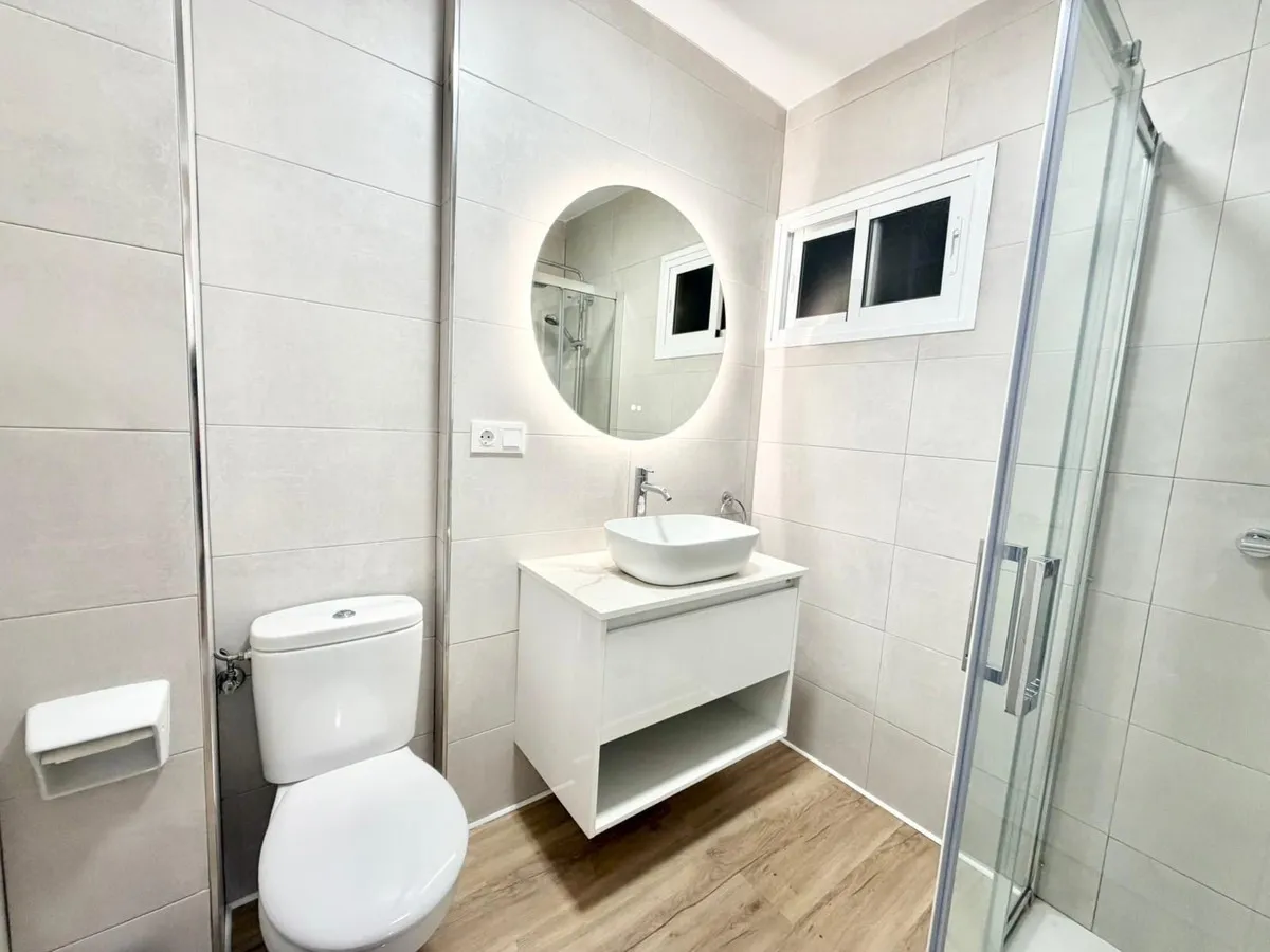 7902ff53-f148-4825-8233-4b80a21e108c