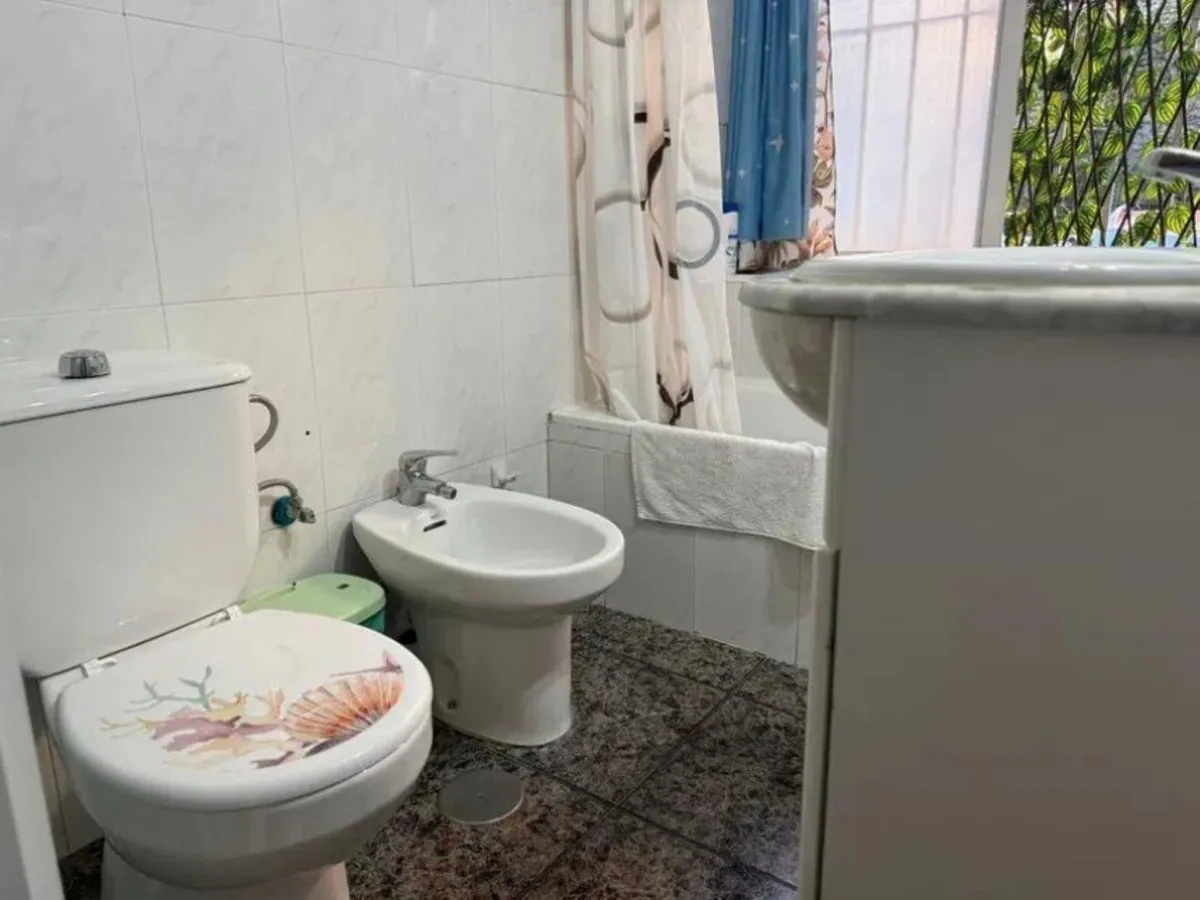 279a6b09-1cea-4fb2-9166-27f625245f2e