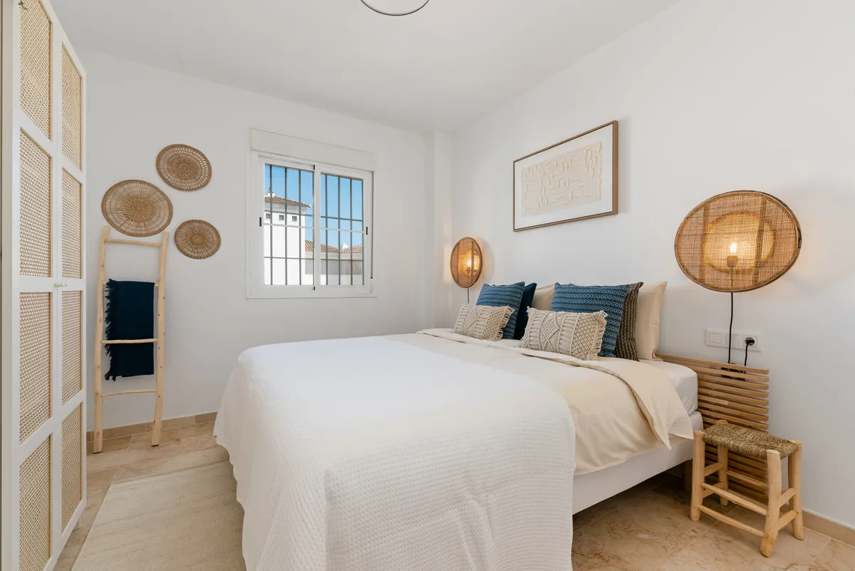 2b171328-3977-4be5-bc88-2b8258393bf7