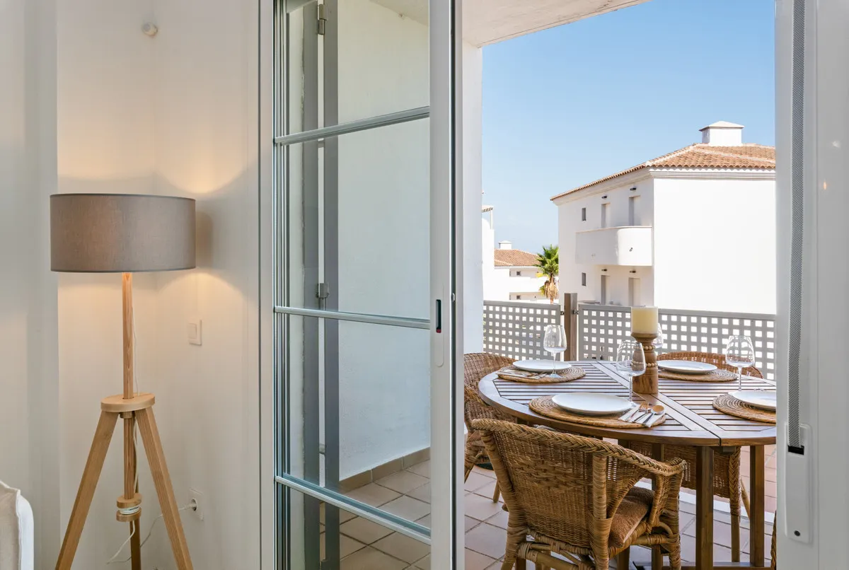 7c170e0e-88c9-46f9-8106-77c71abe876f