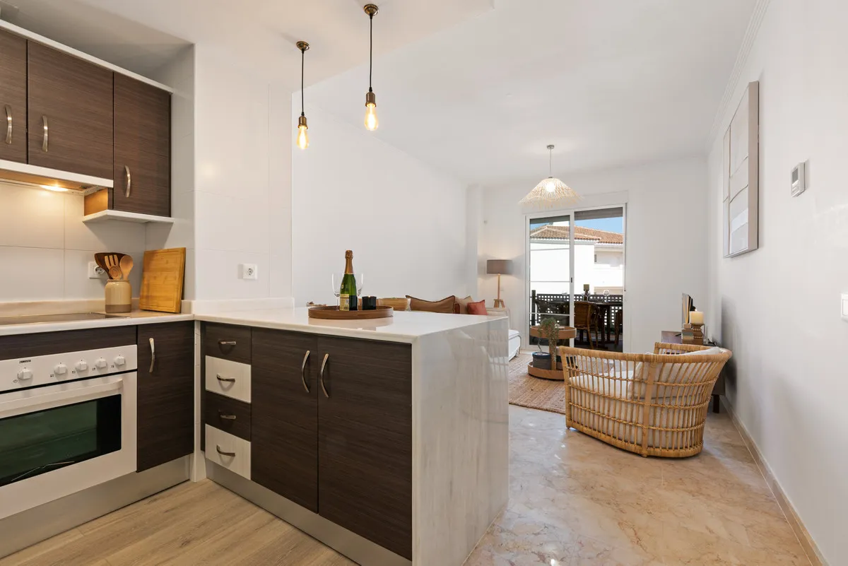 ab9c2198-c5b8-4138-890b-faa80414d261