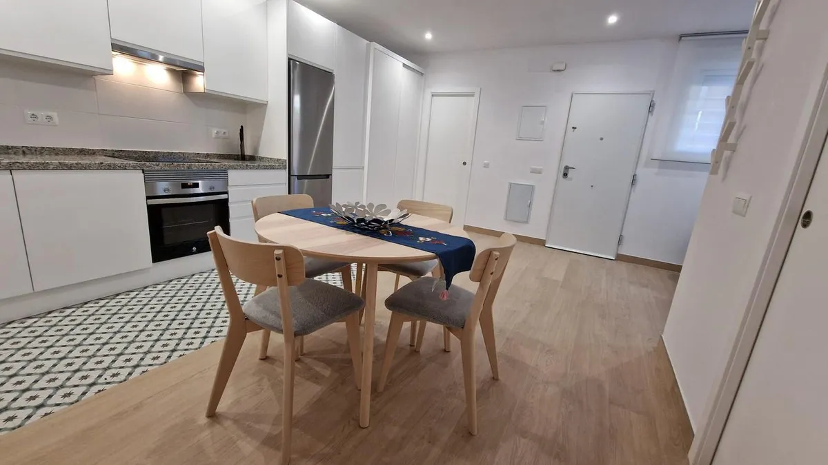 ffc10e5e-f326-419d-97c4-278d032c6c5e