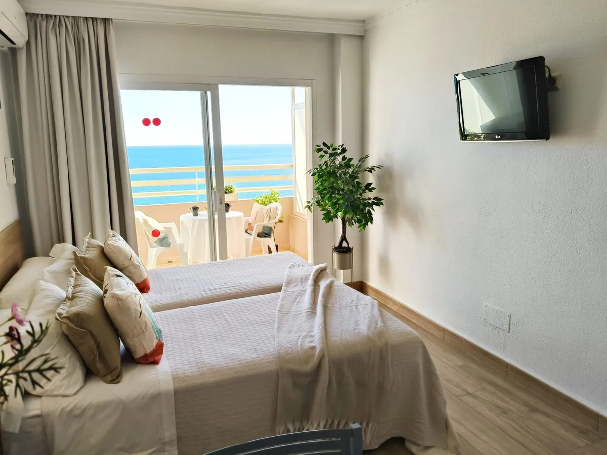 0aedebbb-e7bc-4de2-82ba-460ae46c8411