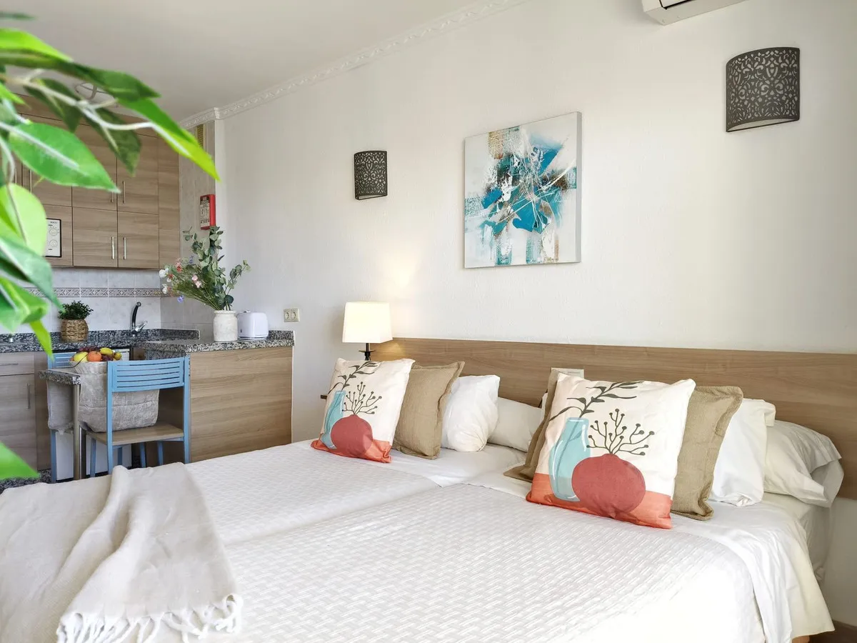 27bf23e6-a66c-459c-89af-b409e9e082bf