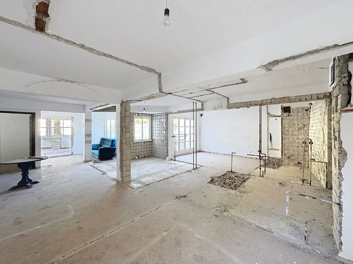 2d962a79-6a65-47c6-add1-87a8177fb323