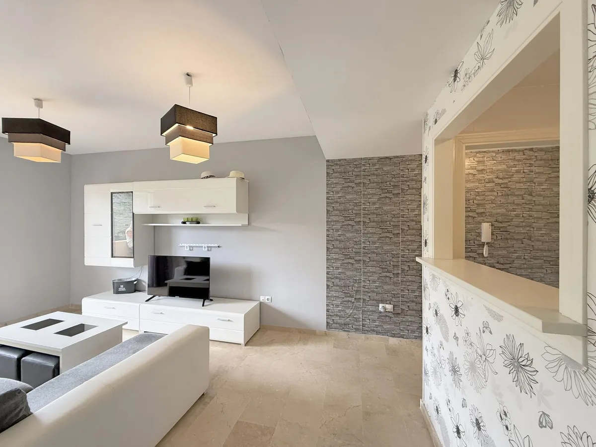 554087cd-da53-4936-8da5-801545e29425