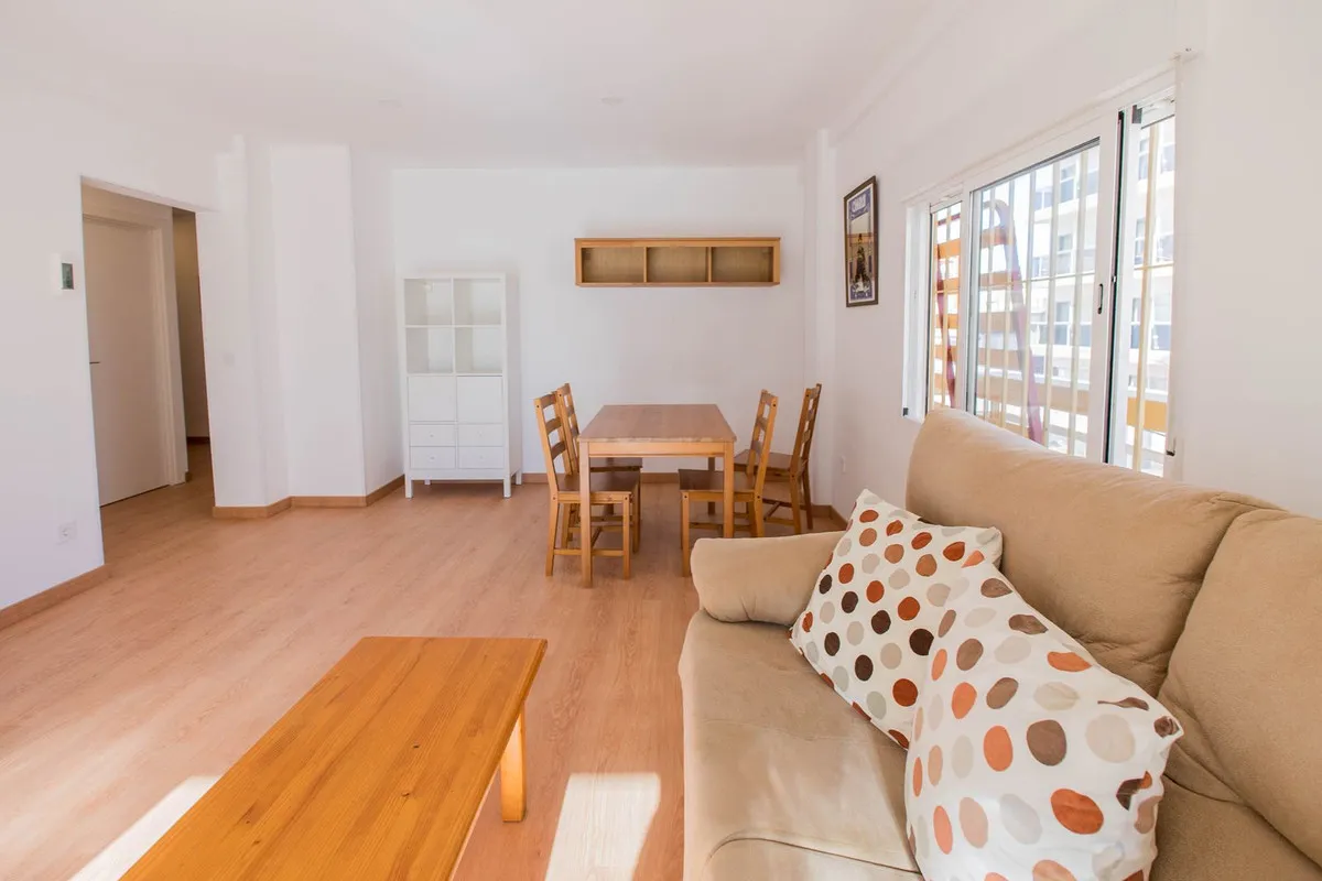 803e9b8b-71df-4953-8c9b-f358f6a3731b