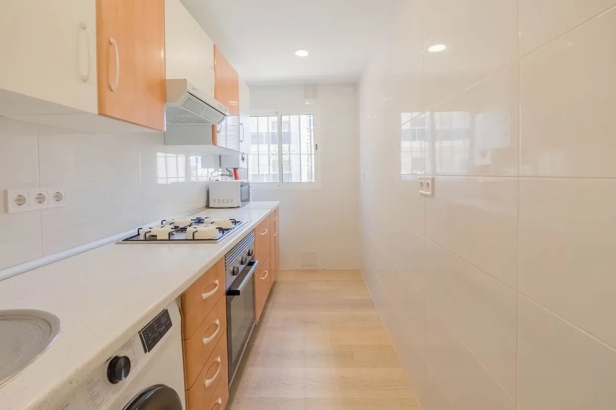 fa60c8e2-8cbb-40ba-b452-1544cb077d11