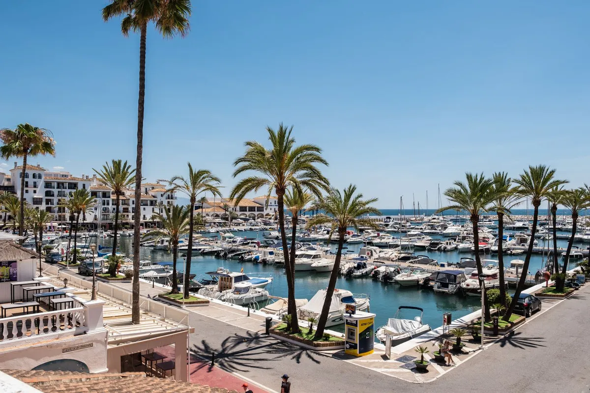 86d0bf8d-f268-4e5f-bafa-db6502e46b8f