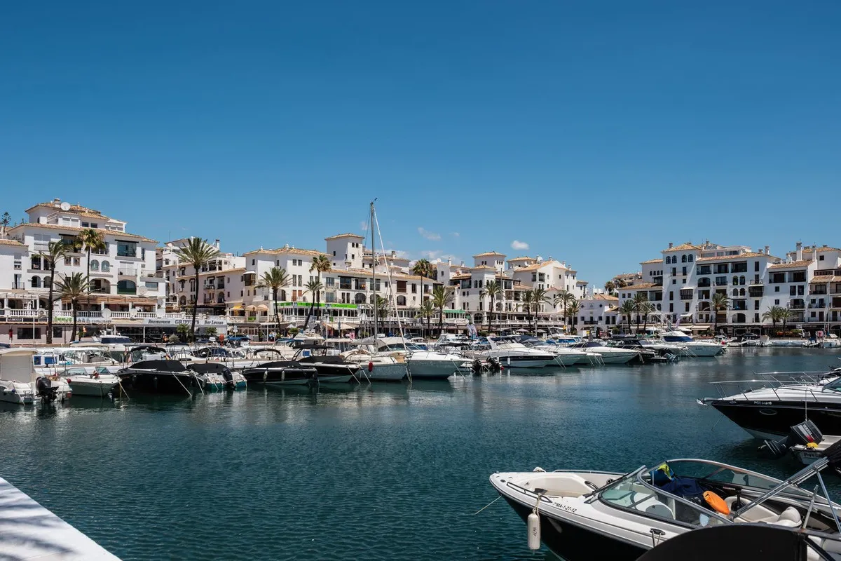 fa8b8fdf-49eb-43de-889b-dcfa7e736539