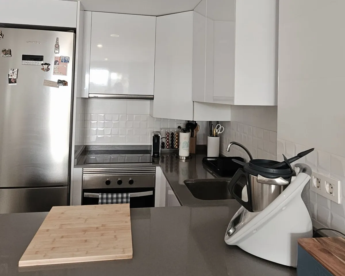 9f540d3f-8d07-4472-b418-a9ce845d0553