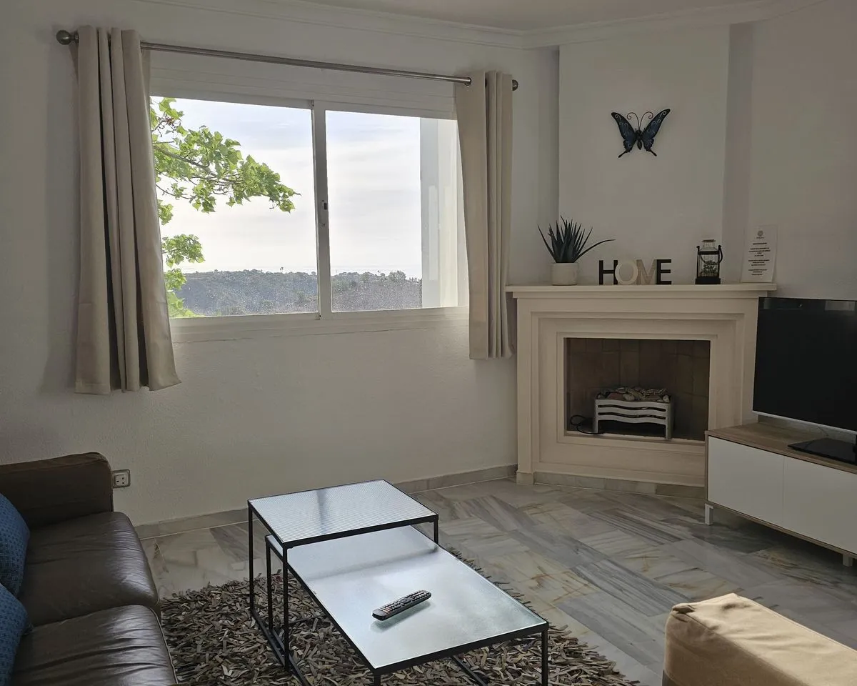 65127982-dc66-4799-aa7a-15fe7071674a